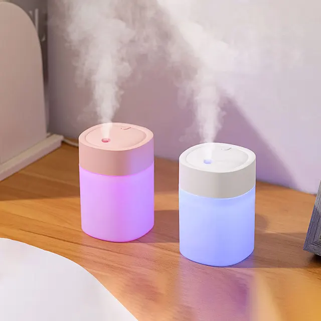 200ml Mini Air Humidifier with Night Light Essential Oil Diffuser USB Mist Maker Car Air Freshener for Bedroom Office 2