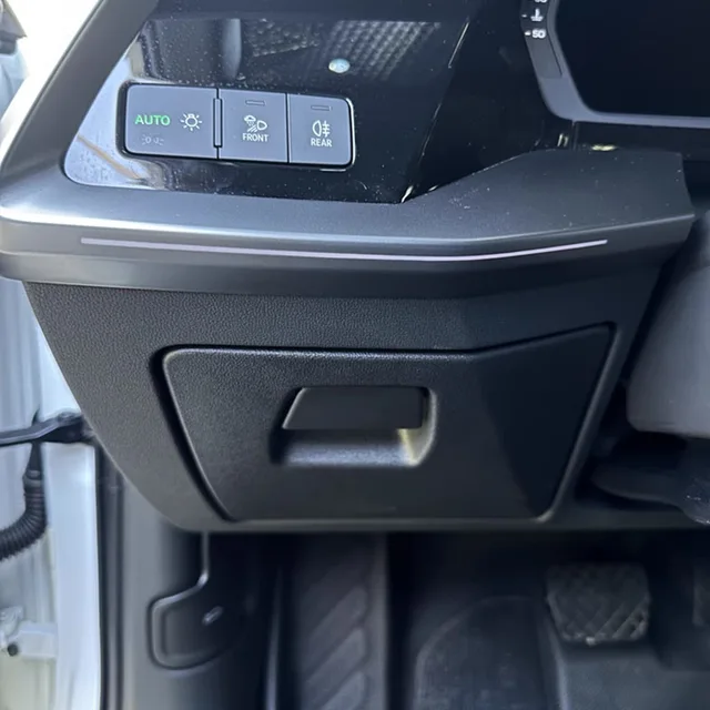 Organizer Van Portaoggetti Per Audi A3 8Y 2021-2024 - Bracciolo Centrale