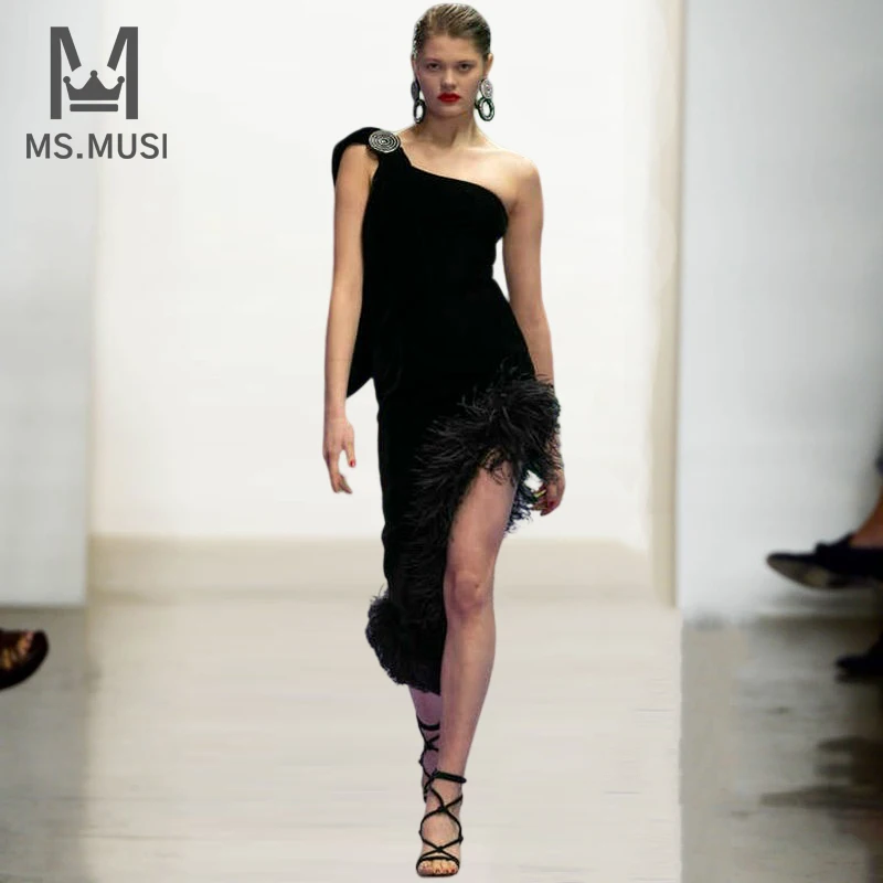 

MSMUSI 2023 New Fashion Women Sexy One Shoulder Crystal Feather Sleeveless Draped Bandage Party Club Bodycon Event Midi Dress