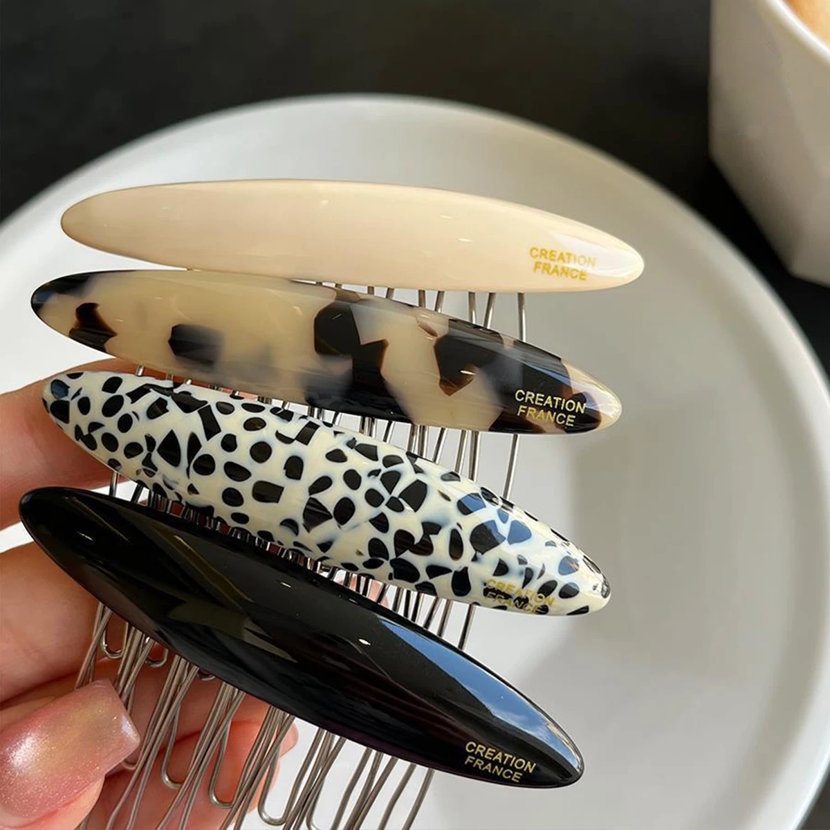 قطعة واحدة من مشط الشعر القياسي الذهبي القديم الجديد، مشط مقلوب بيضاوي عالي الجودة، مشبك جانبي من الأسيتات النسخة الكورية من مشط شعر أغطية الرأس