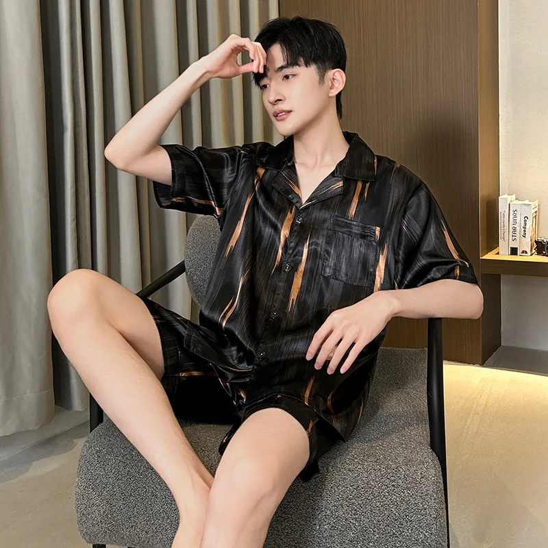 5XL 대형 남성 잠옷 세트 한국 학생 여름 얼음 실크 인쇄 잠옷 반팔 카디건 반바지 투피스 Homesuit