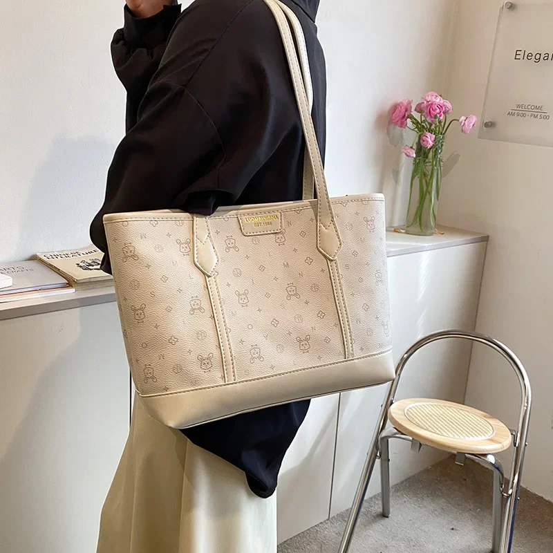 Large Capacity Commuter Ladies 2024 New Fashion Shoulder Underarm Students Class Casual Tote Bag