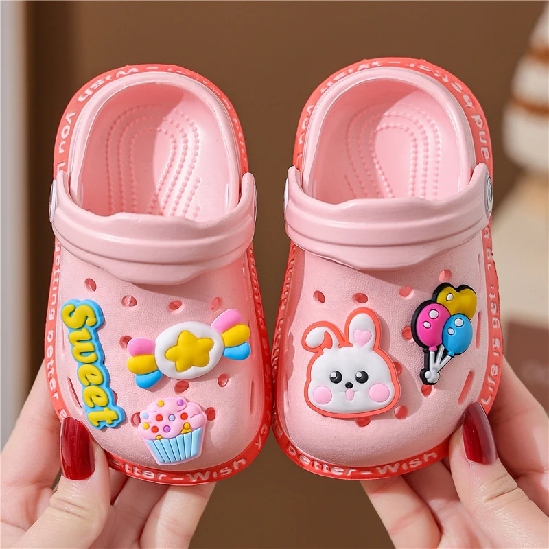 Sandali e pantofole per bambini Cartoon Soft Sole antiscivolo scarpe per bambini scarpe da casa per interni per ragazze sandali per ragazzi scarpe per bambini