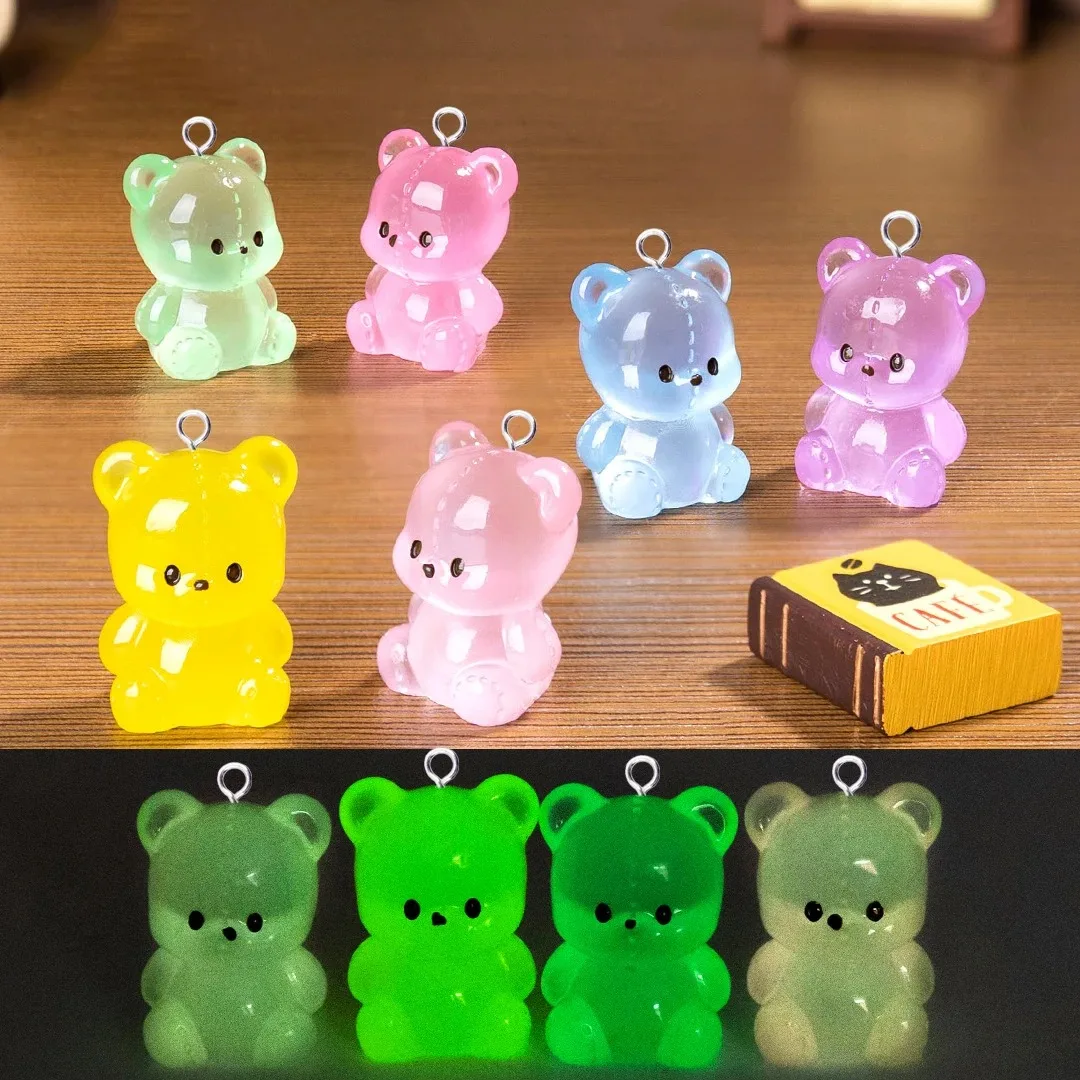 10개 귀여운 야광 레진 곰 참, DIY 귀걸이, 열쇠고리 및 쥬얼리 제작 용품용 귀여운 동물 펜던트