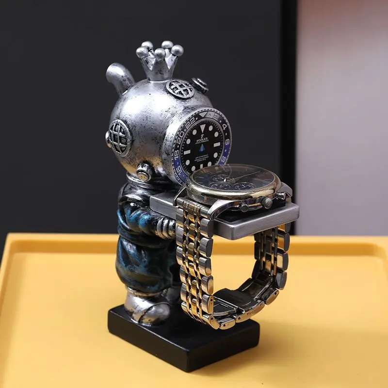 Submariner Watch Holder Diver Display Stand Watch Creative Decorative Ornaments Personalised Resin Fashion Gift Tray Shelf Watch display stand