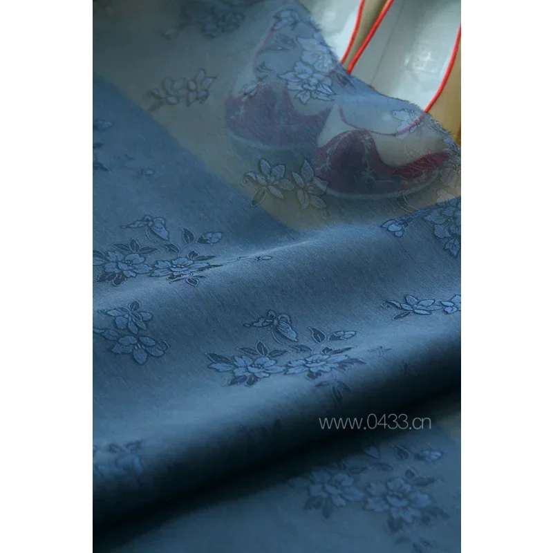 Silk two-color 124 fabric width 110cm half a meter price ancient Hanfu H-P08901