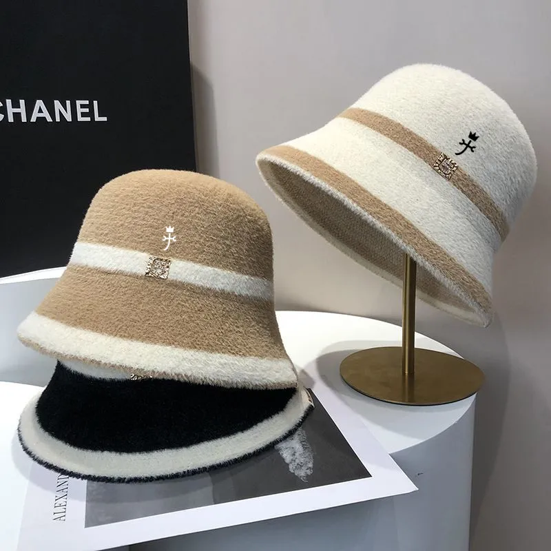

골프모자 2024 New Women's Winter Golf Cap High Quality Knitted Plush Fisherman Hat Fashionable and Warm Adjustable Women's Golf Cap
