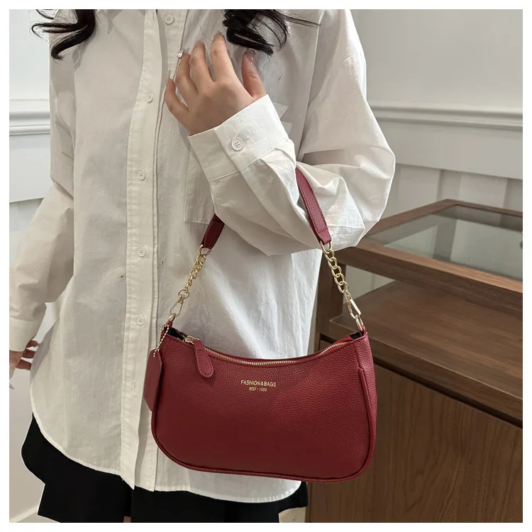 Fashion Classic Letter Graphic Design Solid Color PU Leather Crescent Y2K Underarm Shoulder Bags for Women's Tote Crossbody Bags