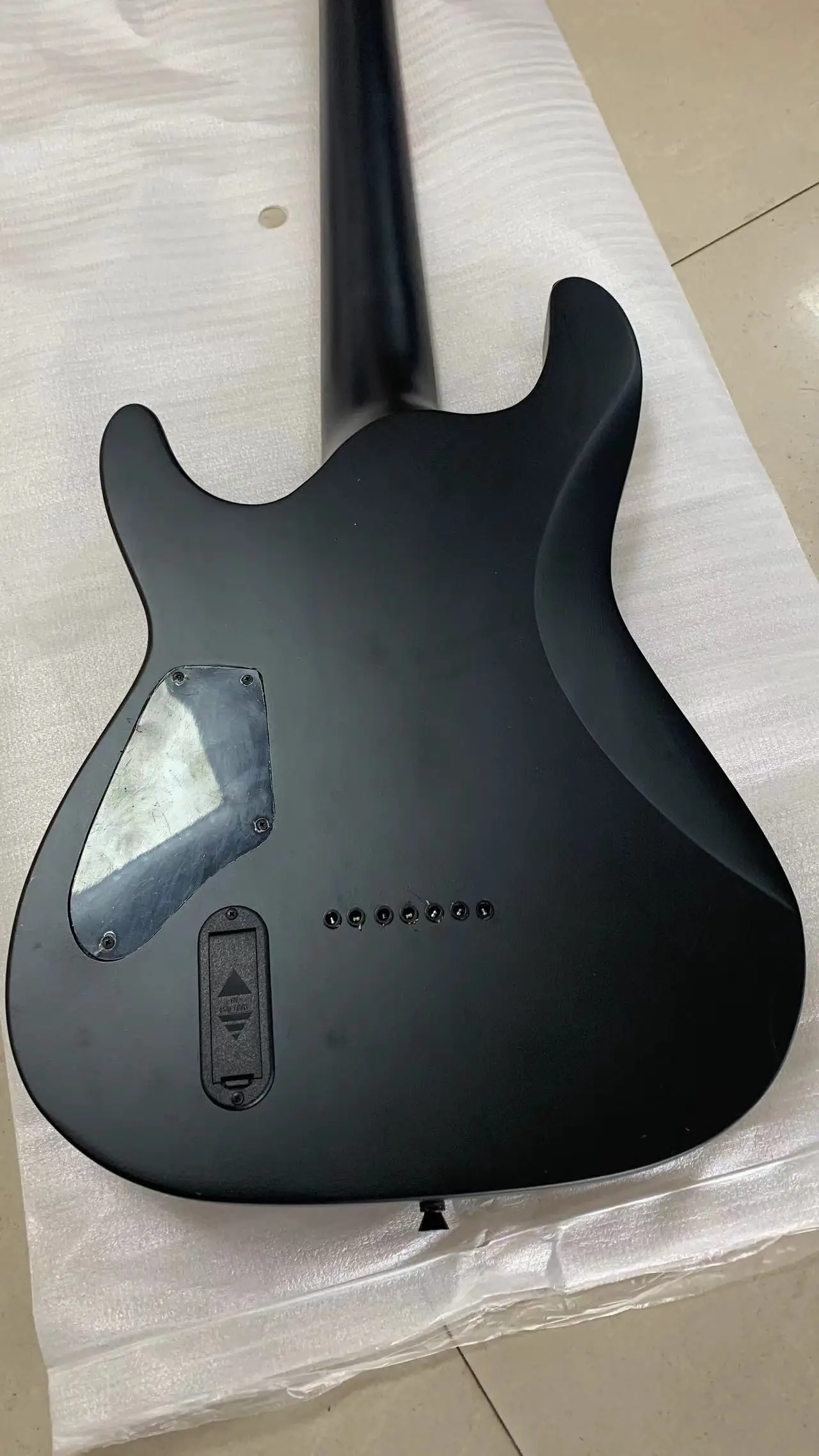 ICS FACTORY　Noir ＃01 CS custom shop Factory Customized New 8-string Electric Guitar, Matte Black Body