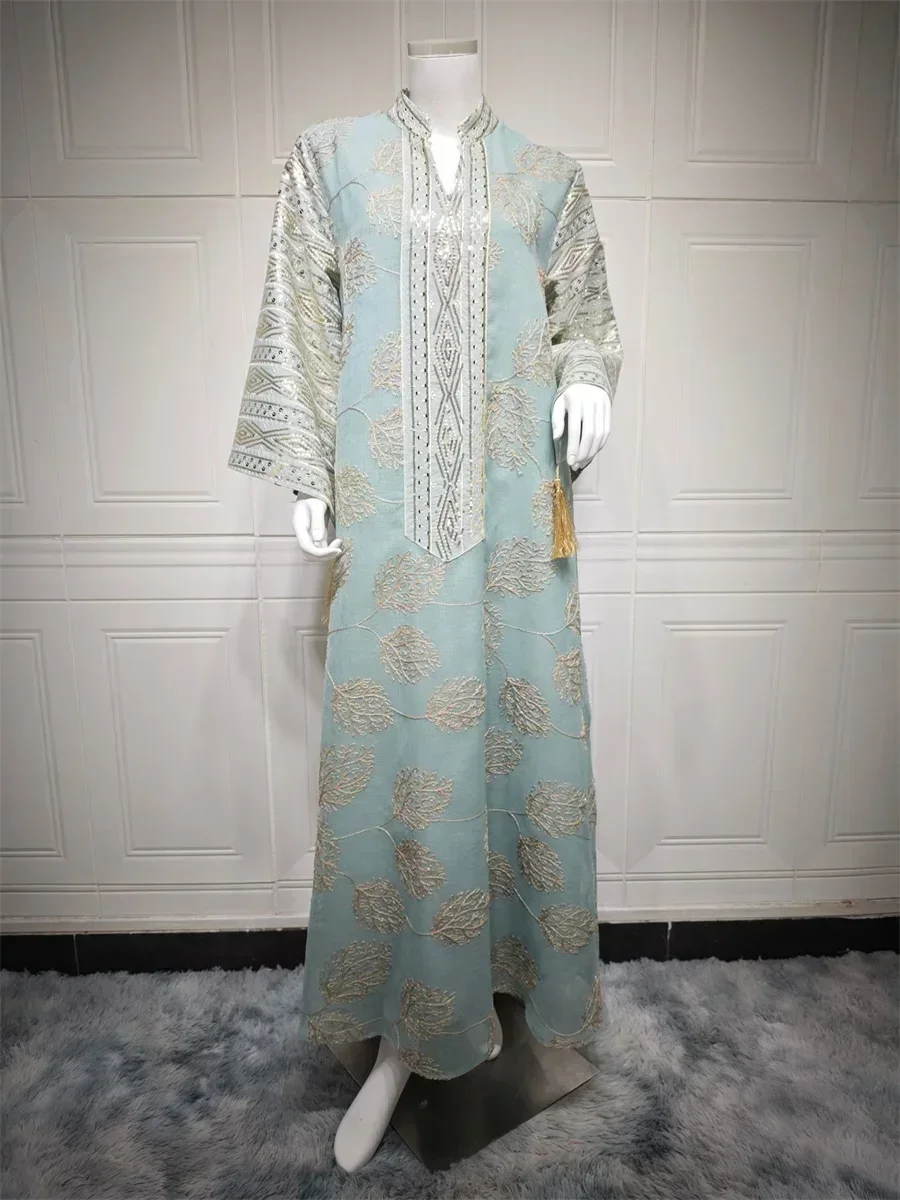 جلابية ليڤا المطرزة الفاخرة