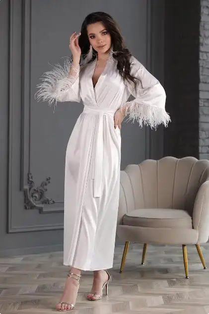 Silk Sation Robe for Bride, Lace Bridal robe for wedding with wide open  sleeves, Silk Bridal white robe, satin silk boudoir robe Dressing gown  Bridalshower gift