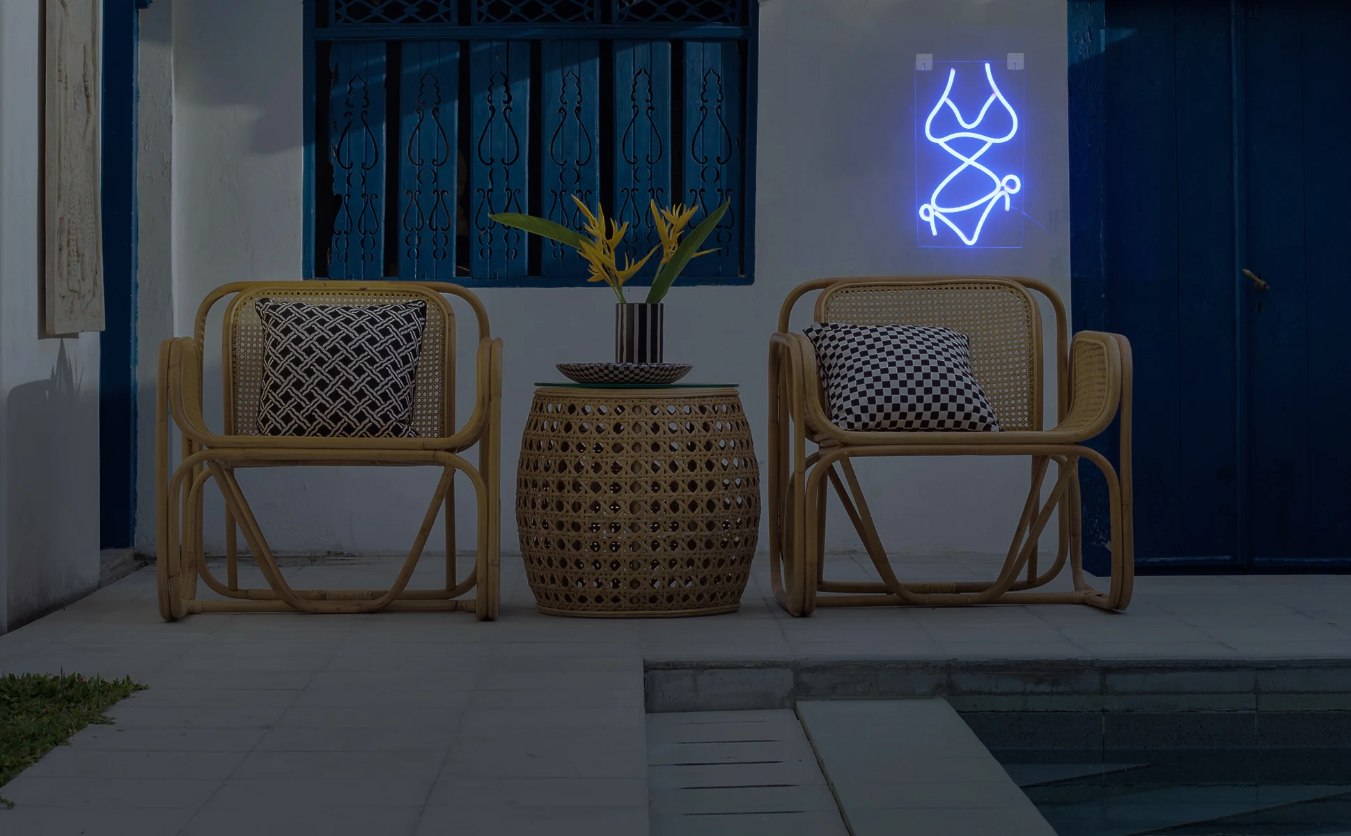 Description Picture 2 of itemWanxing Sexy Bikini Model Ladie Neon Sign LED Mount Bar SwimParty Club Home Bedroom Shop Advertising Wall Decorative Light Gift