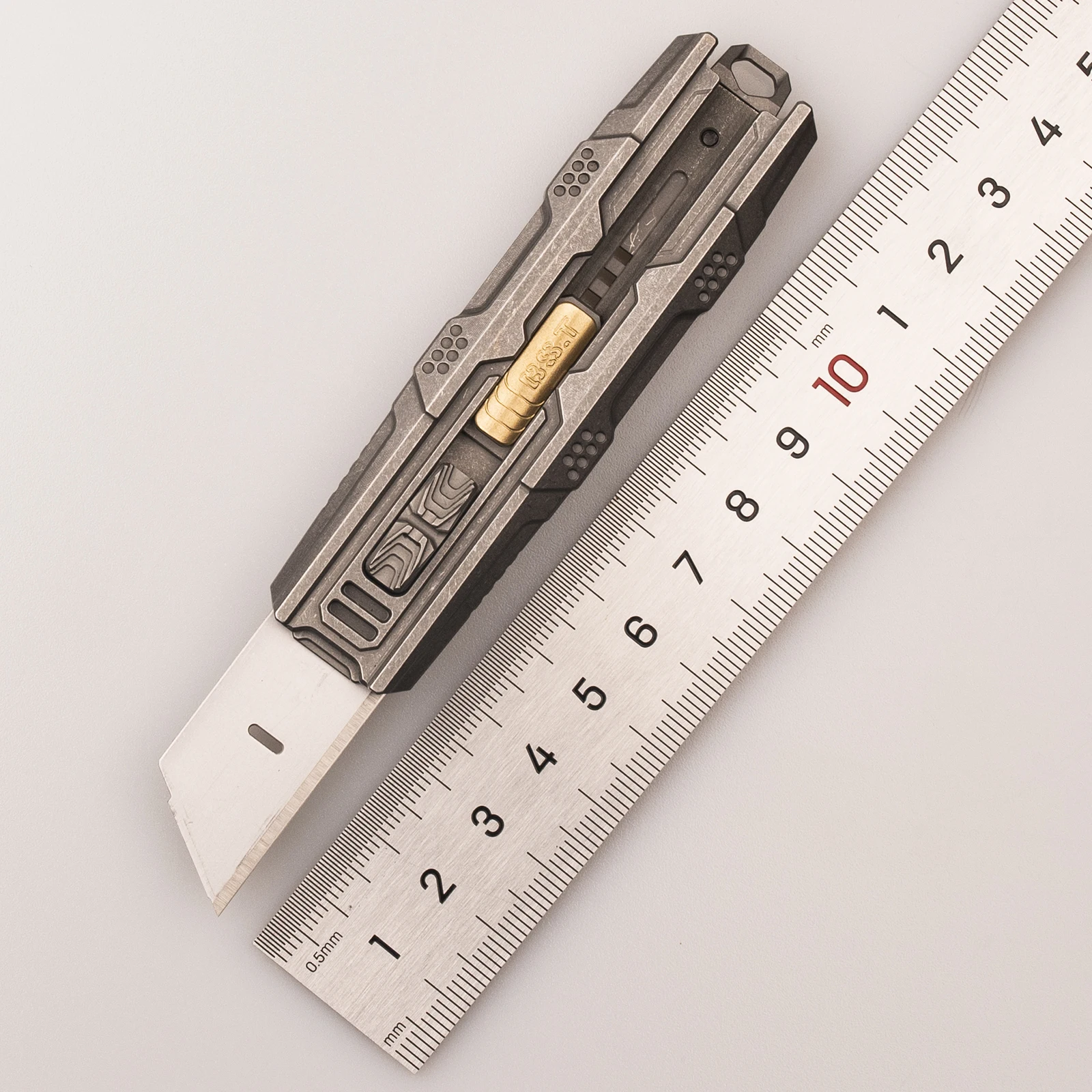 NAITHAWKBrokenSpaceET3MultiToolCutterKnifeFoldingArtOLFABladeTC21TitaniumAlloy