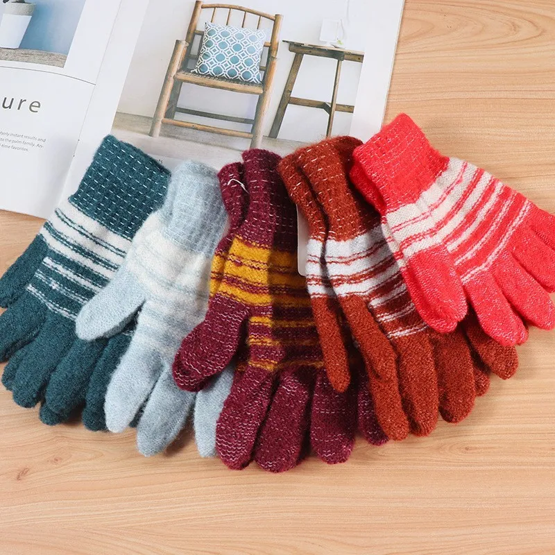 Women Adult Mohair Knitted Gloves Winter Thick Keep Warm Full Finger Mittens Wrist Gloves Random Color Wholesale 2
