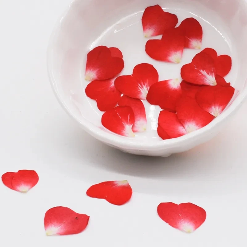 Heart Shape Pressed Dried Rose Petals 100pcs 1cm Wedding Girl Basket Aisle Scatter Dinner Flowers Petals