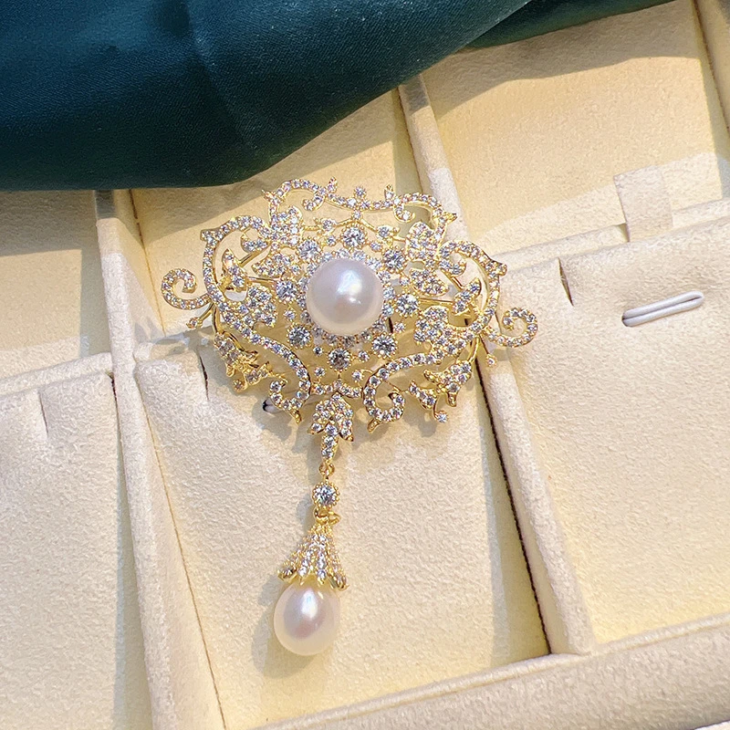 High-grade Female Broche Exquisite Palace Tassels Pearl Brooches Luxury Zircon Flower Dress Coat Accessories Winter New Pins