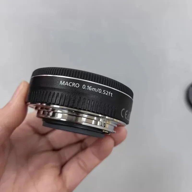 95% 새 상품  캐논 EF-S 24mm F2.8 STM 광각 대구경 고정 초점 렌즈 (캐논 EOS 500D 550D 600D 650D 카메라용)