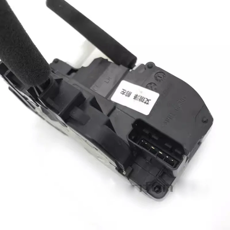 Door Lock Assembly for chery arrizo 7 Central Locking Machine Assembly J42-6105020 J42-6105010 J42-6205020 J42-6205010