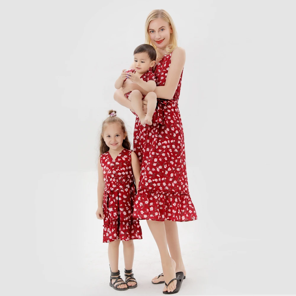 

Flora Print Mother Daughter Dresses Summer Family Matching Outfits Mom Baby Mommy and Me Clothes Fashion Women Girls Tank Dress