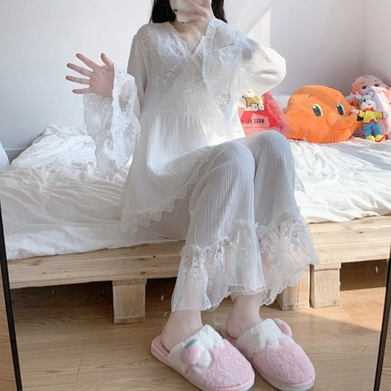 Ins Pajamas Spring Autumn 2022 Long Sleeve V-neck Embroidery Sweet Homewear Lace Patchwork 2 Piece Set Sleepwear Women