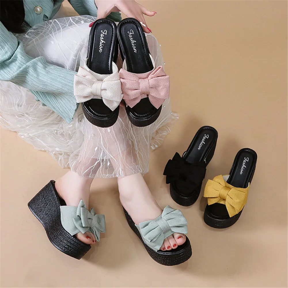 

Women Wedges Beach Slippers Fashion Open Toe Summer Shoes Butterfly-Knot High Heels Ladies Platform Non Slip Slides Beige Black