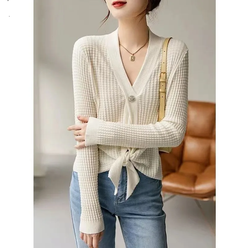 

Women's Spring Autumn New Fashion Elegant V-neck Long Sleeved Solid Color Knitted Shirt Casual Versatile Loose Comfortable Tops