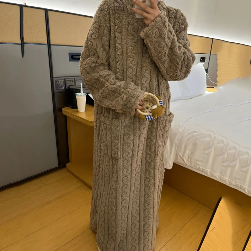 Рисунок 3 - Зимние ночные рубашки