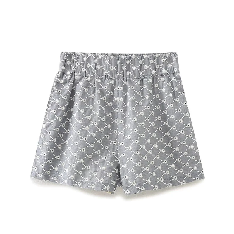 

2023 Women's Summer New High-waist Slimming Embroidery Hollow Loose Casual Shorts All-match Straight Elastic Waist Hot Pants