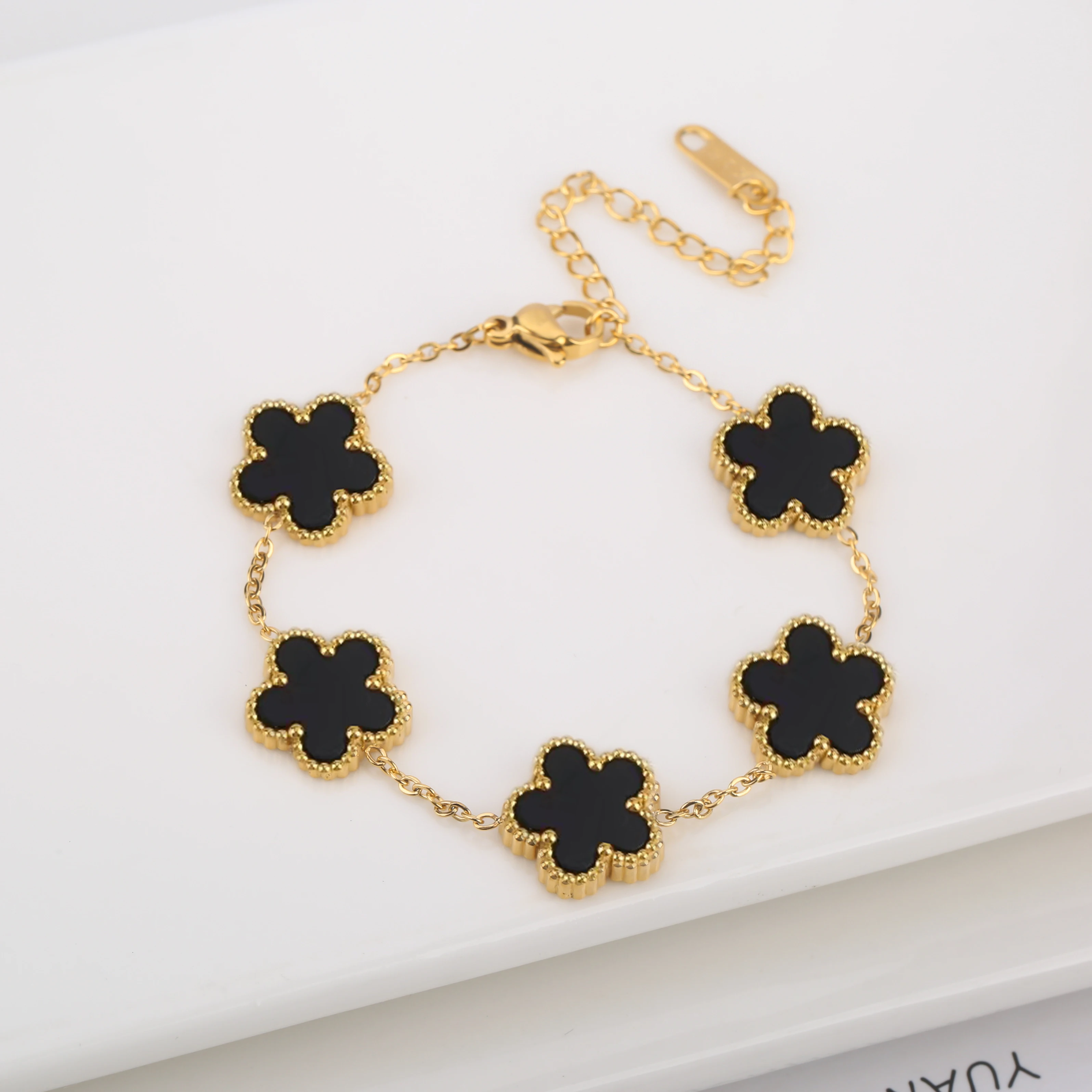 Bracelet 6