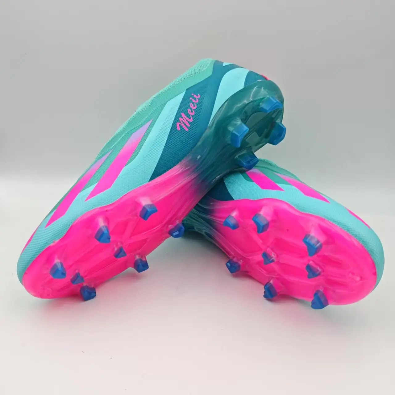 Original New Men Soccer Shoes Studded Professional Society Women Football Boots Unisex Non Slip Cleat Comfortable Football Shoes 3