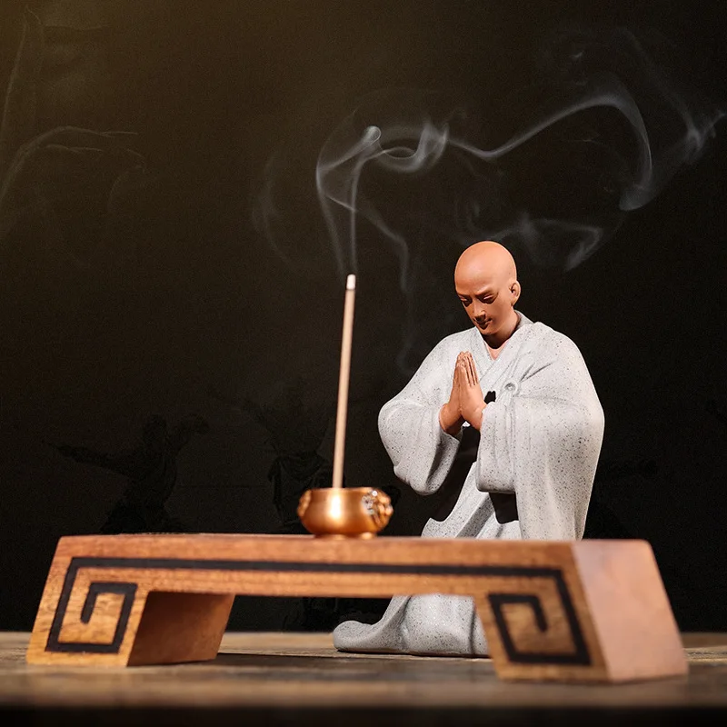 Chinese Style Sand Kneel Pray Buddha Monk Zen Home Living Room Temple Tearoom Decoration, Fengshui Souvenir, Antique Peaceful