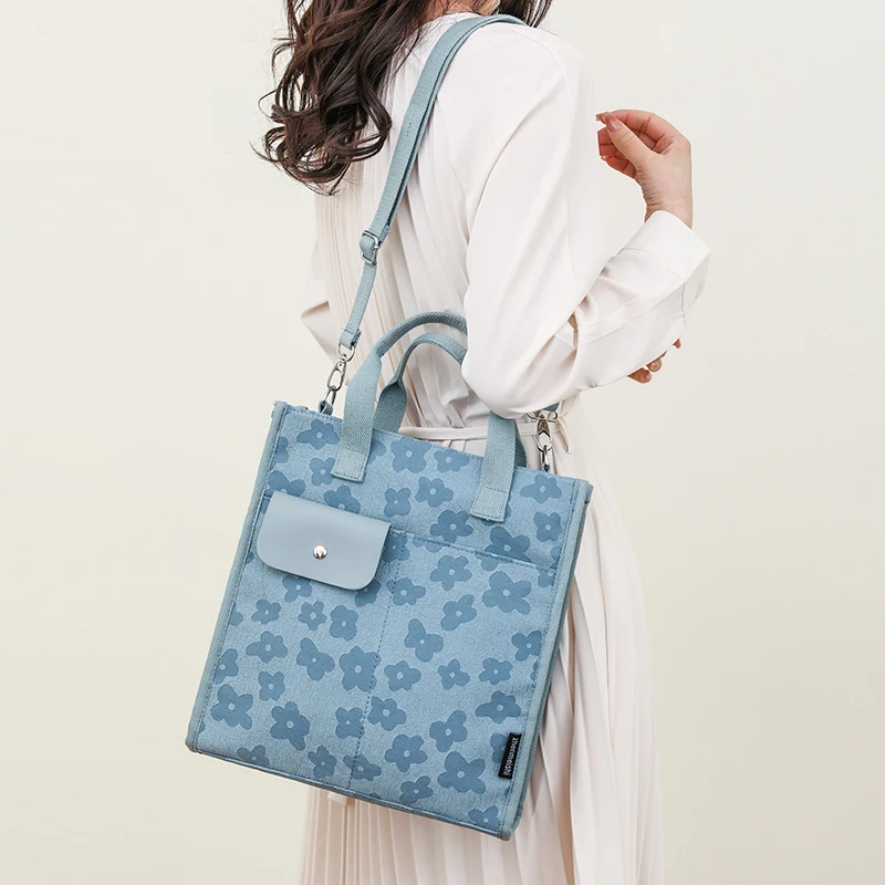 Large Capacity Nylon Bag Female Messenger Korean Student Harajuku Japanese One-shoulder Large Bag Tote Bag Designer Handbag 2023