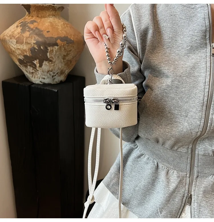 2026 NEU Trendige Luxus-Handytasche: Süße, modische, bonbonfarbene Schultertasche mit Kopfhörerfach und Handschlaufe – Mini-Tasche – Detail 16