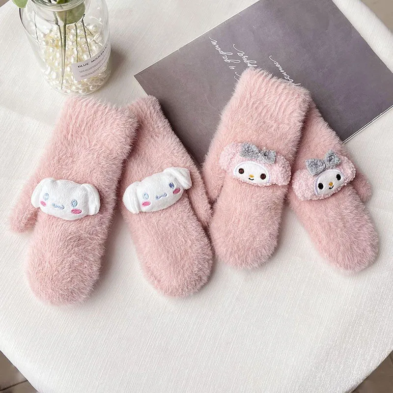 

New Kawaii Sanrioed Plush Gloves Cute Hellokittys My Melody Cinnamoroll Cartoon Warm Thickened Antifreeze Gloves Anime Toys Gift