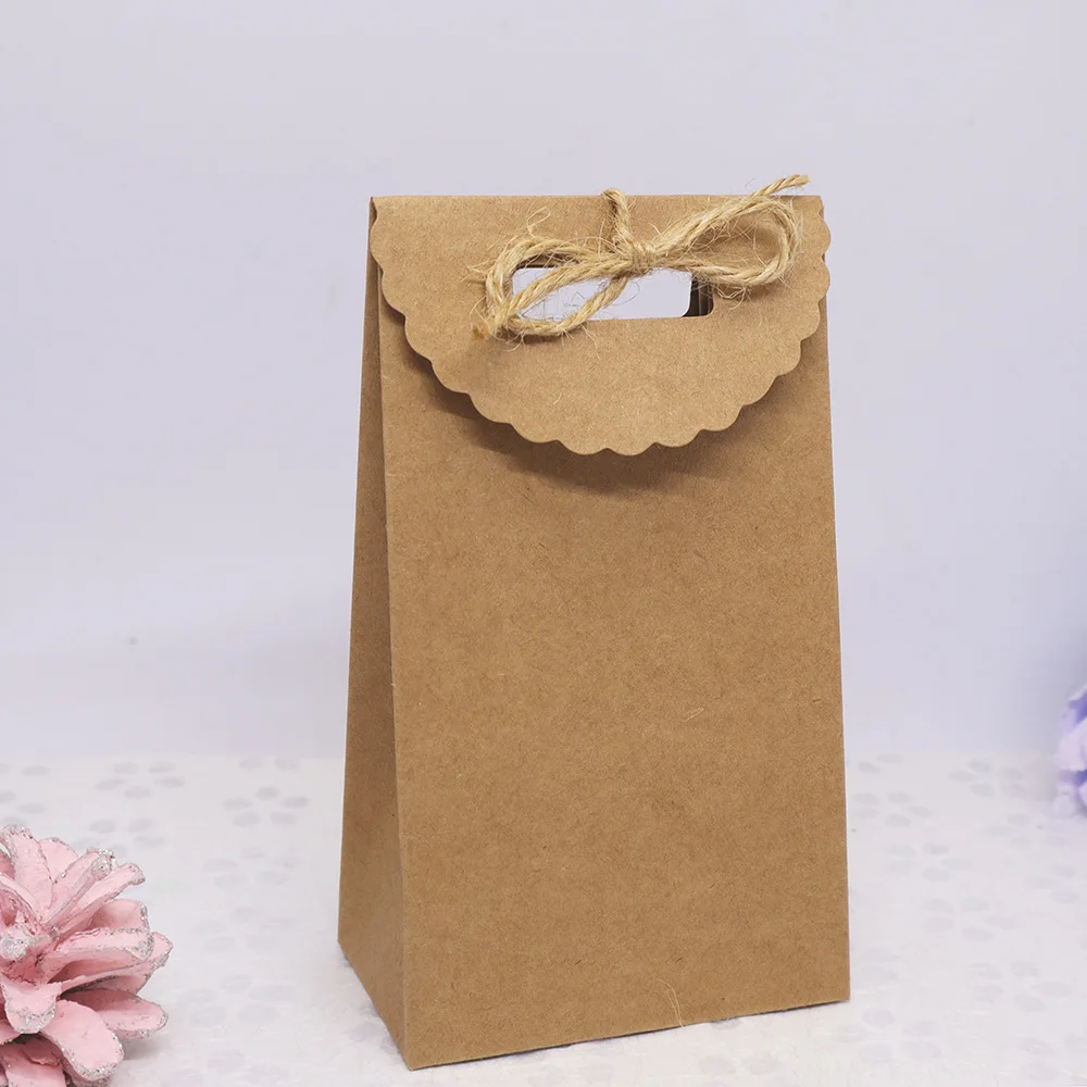 24pcs 공예 선물 가방 크래프트 종이 DIY 선물 가방 쥬얼리 쿠키 결혼식 호의 사탕 상자 식품 포장 가방 로프 생일 부분