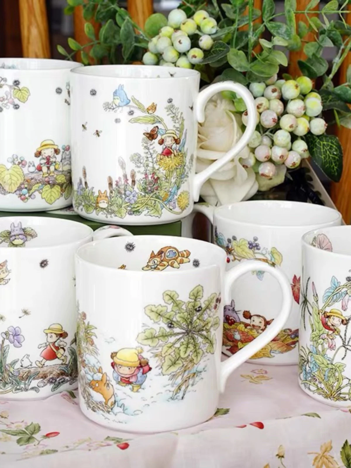 Japanese Luxury Cartoon Bone China Coffee Cups Saucers Mugs Flat Plates Tableware High-end Gift Boxes ceramic coffee cup set