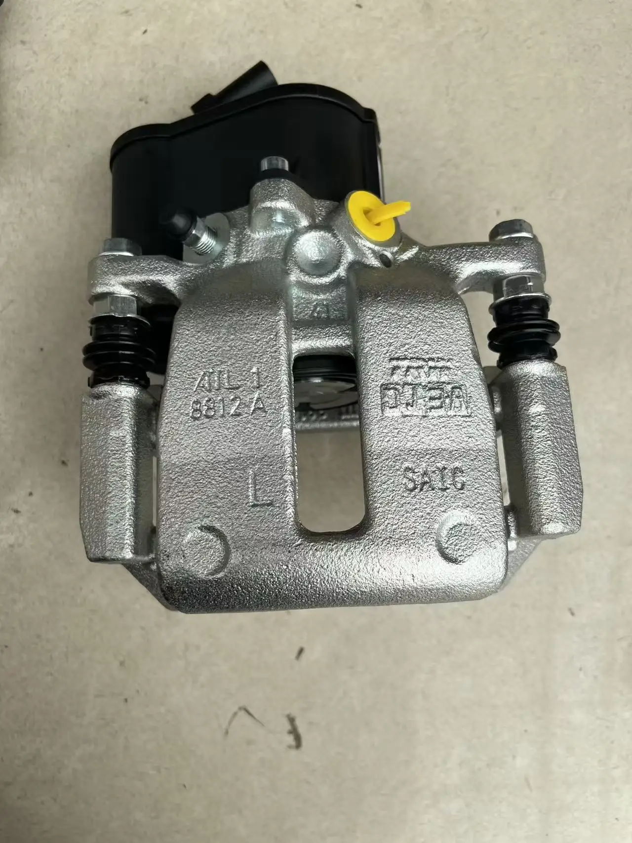 SAIC Roewe 550용 후방 브레이크 캘리퍼/후방 브레이크 실린더 모터 핸드브레이크 캘리퍼 어셈블리