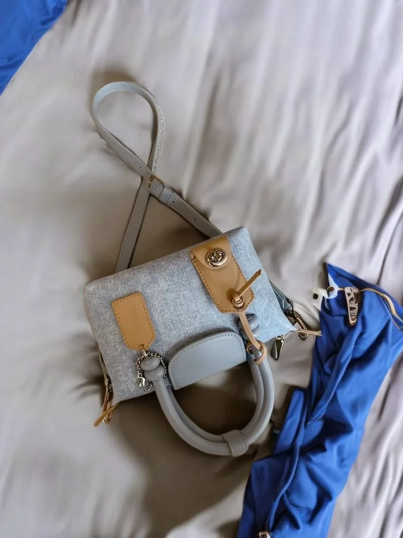 High-value, Niche, High-end, 2024 New Versatile Bag, Fashionable, Hand-held Dumpling Bag, One-shoulder Crossbody Bag