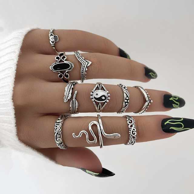 Punk Metal Multi Element Ring Set For Women Men Antique Silver Butterfly Snake Skull Finger Rings Gothic Jewelry Gift