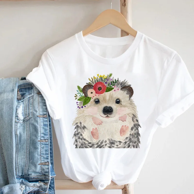 

Женская футболка с круглым вырезом, коротким рукавом и принтом «Ежик»