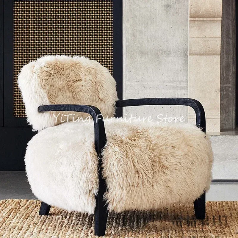 Nordic Solid Wood Imitation Wool Leisure Living Room Chair Modern Simple Designer Lazy Single Sofa Chair Sillas Furniture
