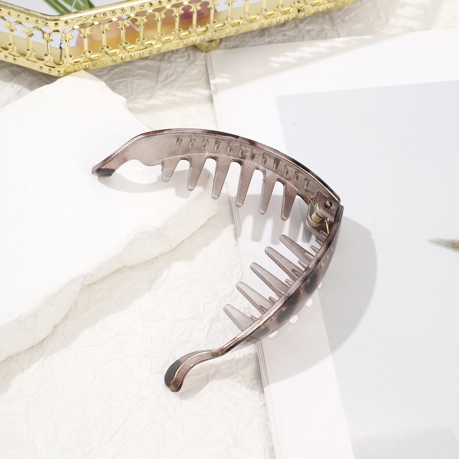 1pc Leopard Print Ponytail Clip Fashion Non-Slip Women Girls Bath Ponytail Holder Banana Hair Clips Hair Accessories Barrettes