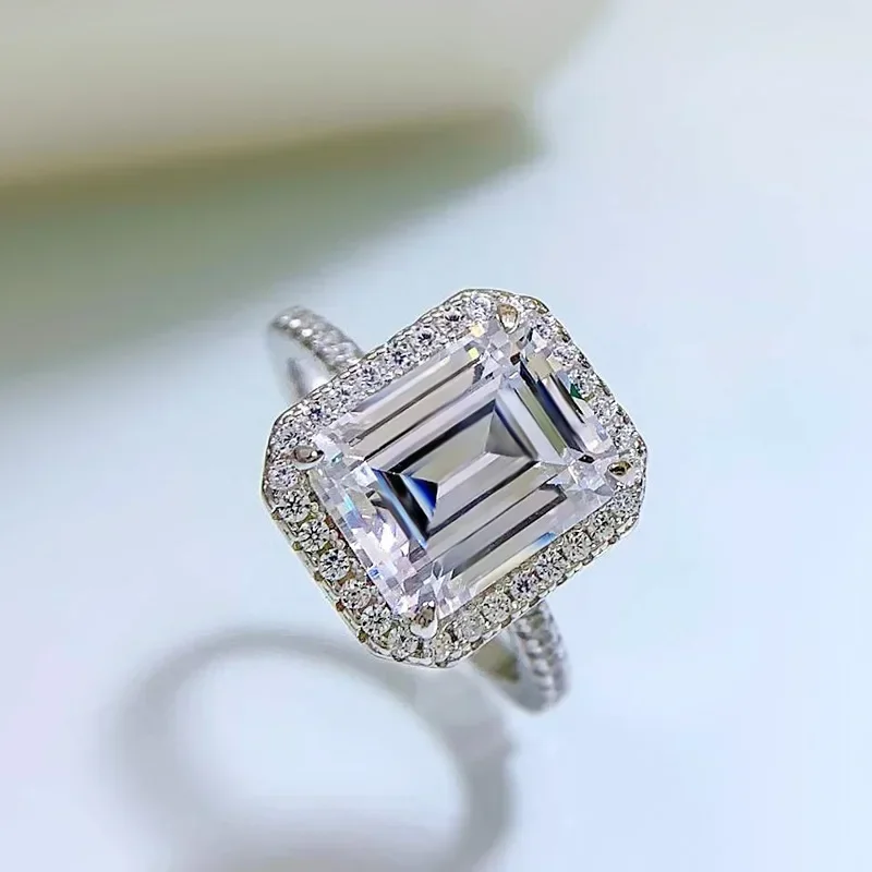 

Женское кольцо из серебра 100% пробы, 8 х10 мм