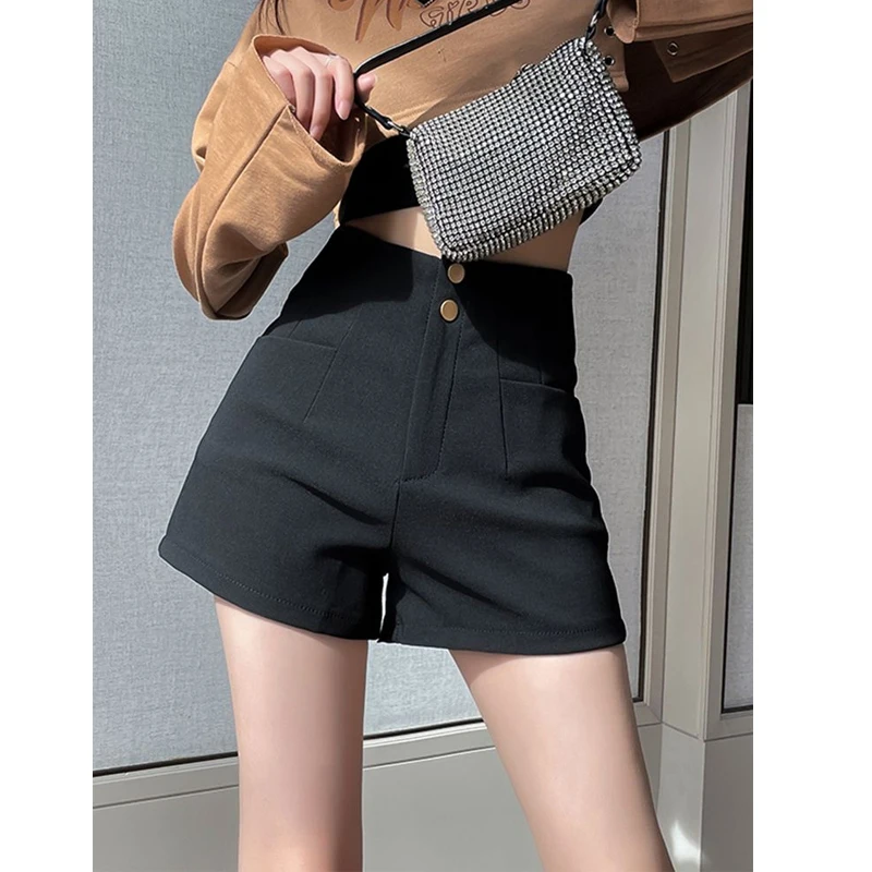 Autumn Winter New High Waist Button Black Shorts Solid All-match Youth A-line Wide Leg Hot Pants Fashion Trend Women Clothing