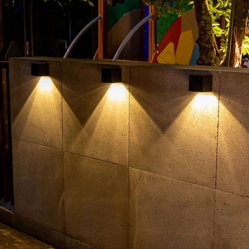 LED Solar Light Outdoor Garden Square Wall Lamp Outdoor Courtyard Garden Fence Lighting Wall Decoration Lamp 2