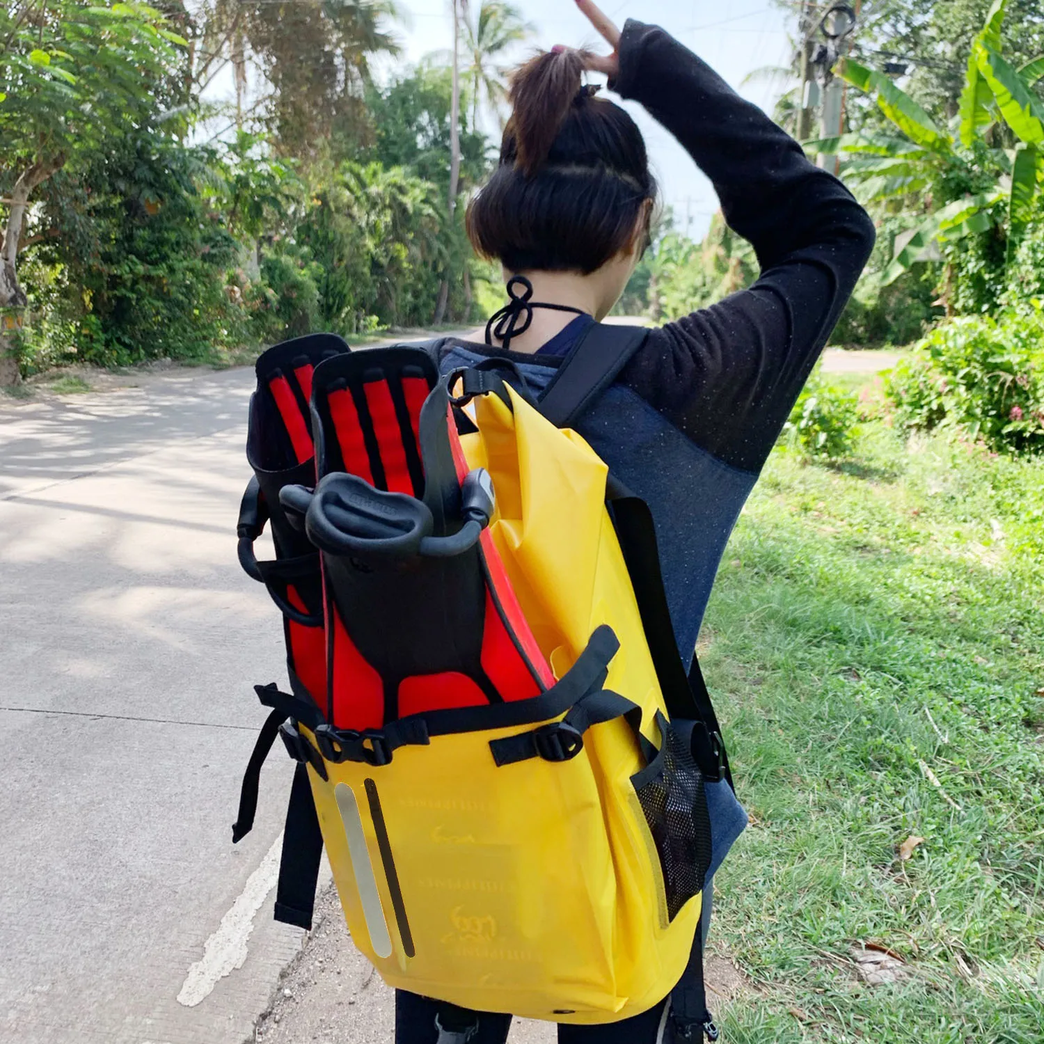 Waterproof Roll-Top Closure Backpack Dry Bag for Diving Fins and Diving Material Unisex Adult