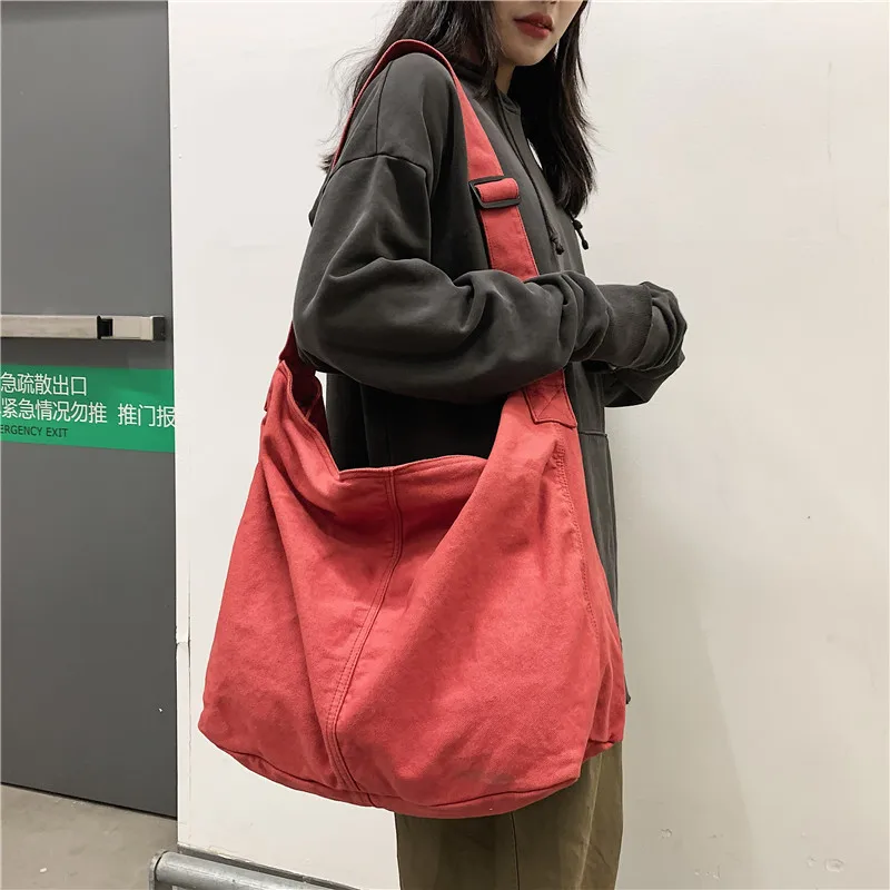 

Artistic Neutral Canvas Bag Woman Harajuku Chic Crossbody Bag Travel Large Capacity Shoulder Bag