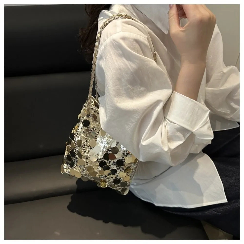 Elegante, glänzende Pailletten-Umhängetasche im koreanischen Stil mit Kettenriemen, Umhängetasche mit großem Fassungsvermögen, Party-Bucket-Bag – Detail 10