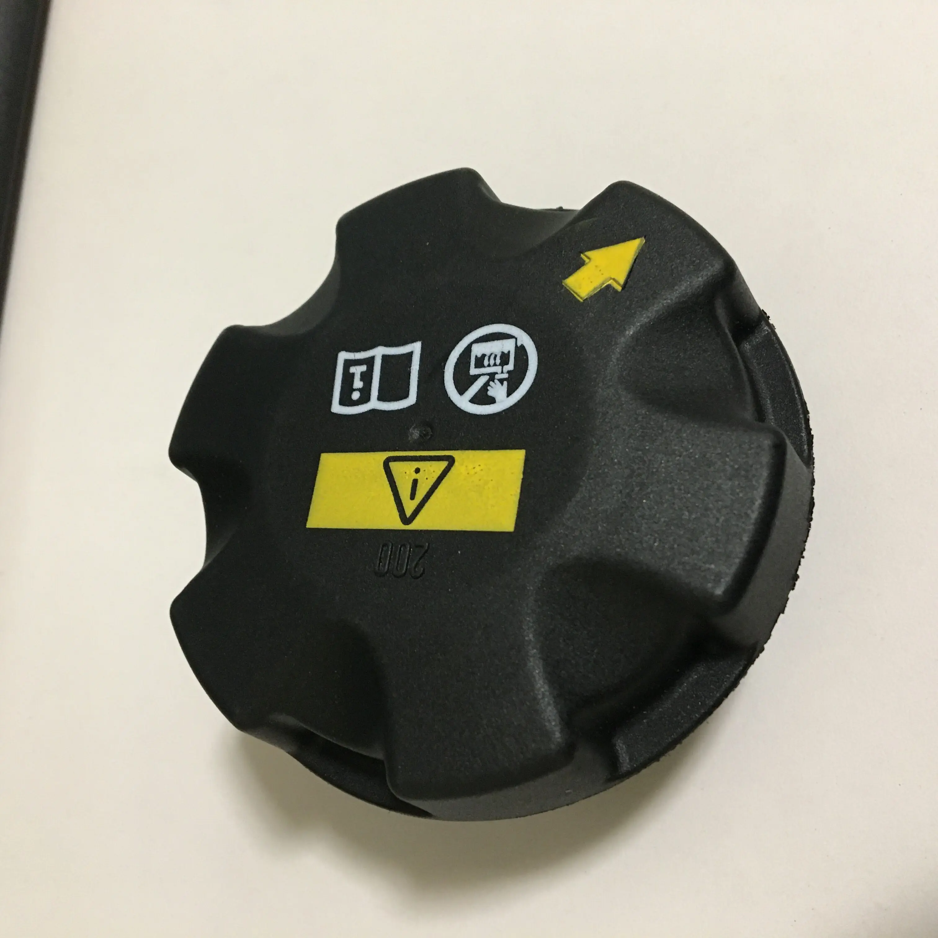 17117521071RadiatorOverflowCoolantRecoveryExpansionTankCapforBMWE90E92F10