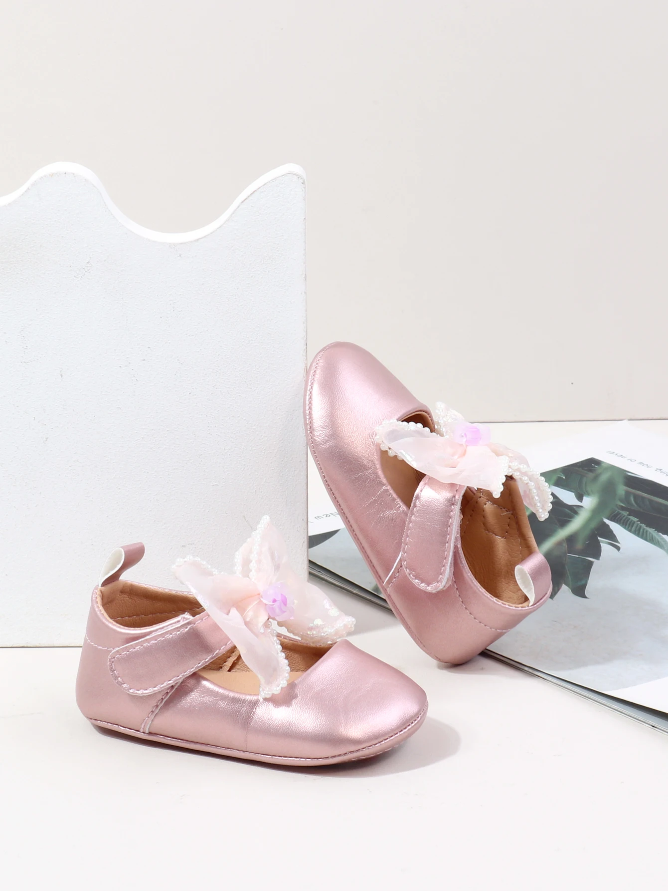 Neue matte Lederschuhe im Frühlings- und Herbststil, einzelne Schuhe mit Fliegen, Schuhe im Prinzessinnen-Stil für Babys, Lern- und Wanderschuh – Detail 10